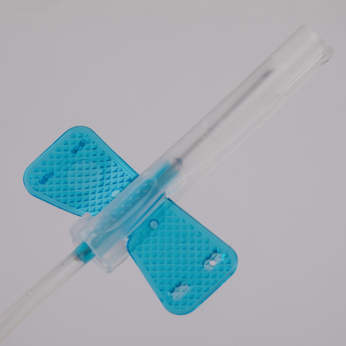 High Quality Butterfly Blood Collection Needle with Holder - Image 2