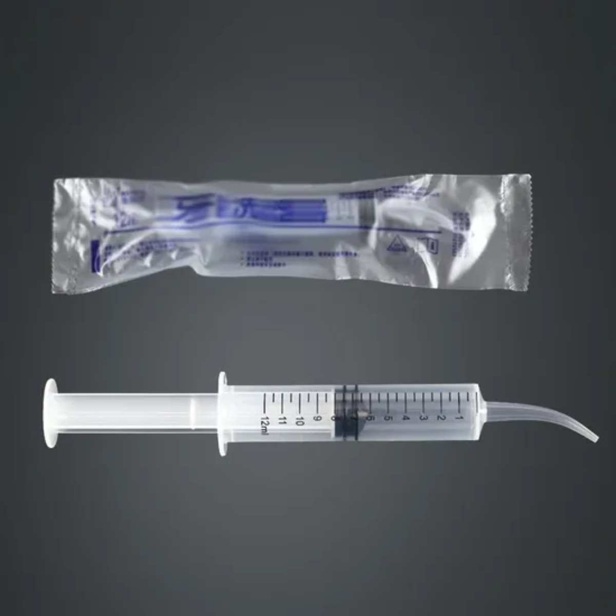 Disposable Syringe with Curved Tip