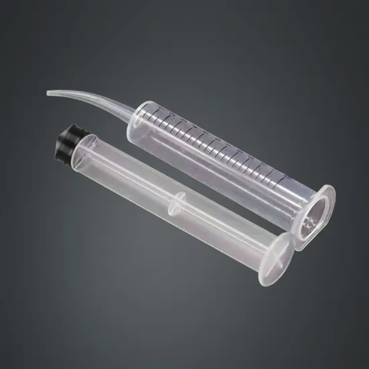 Professional Plastic 12ml Consumable Syringe with Curved Tip - Image 4