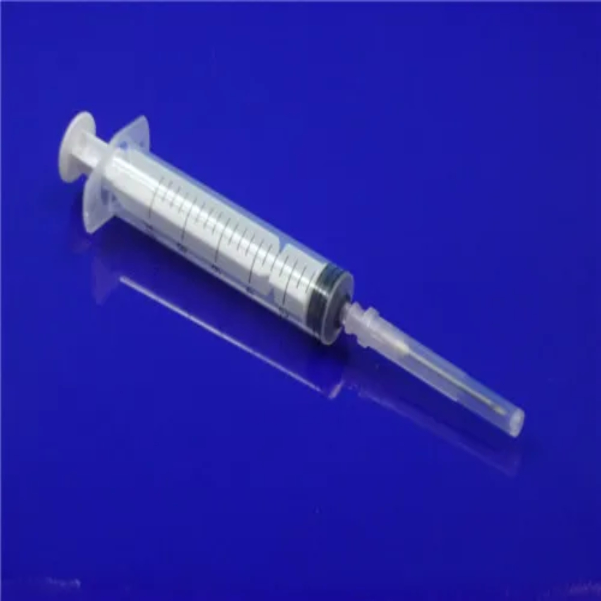 High Quality Professional Disposable 20ml Plastic Syringe - Image 3