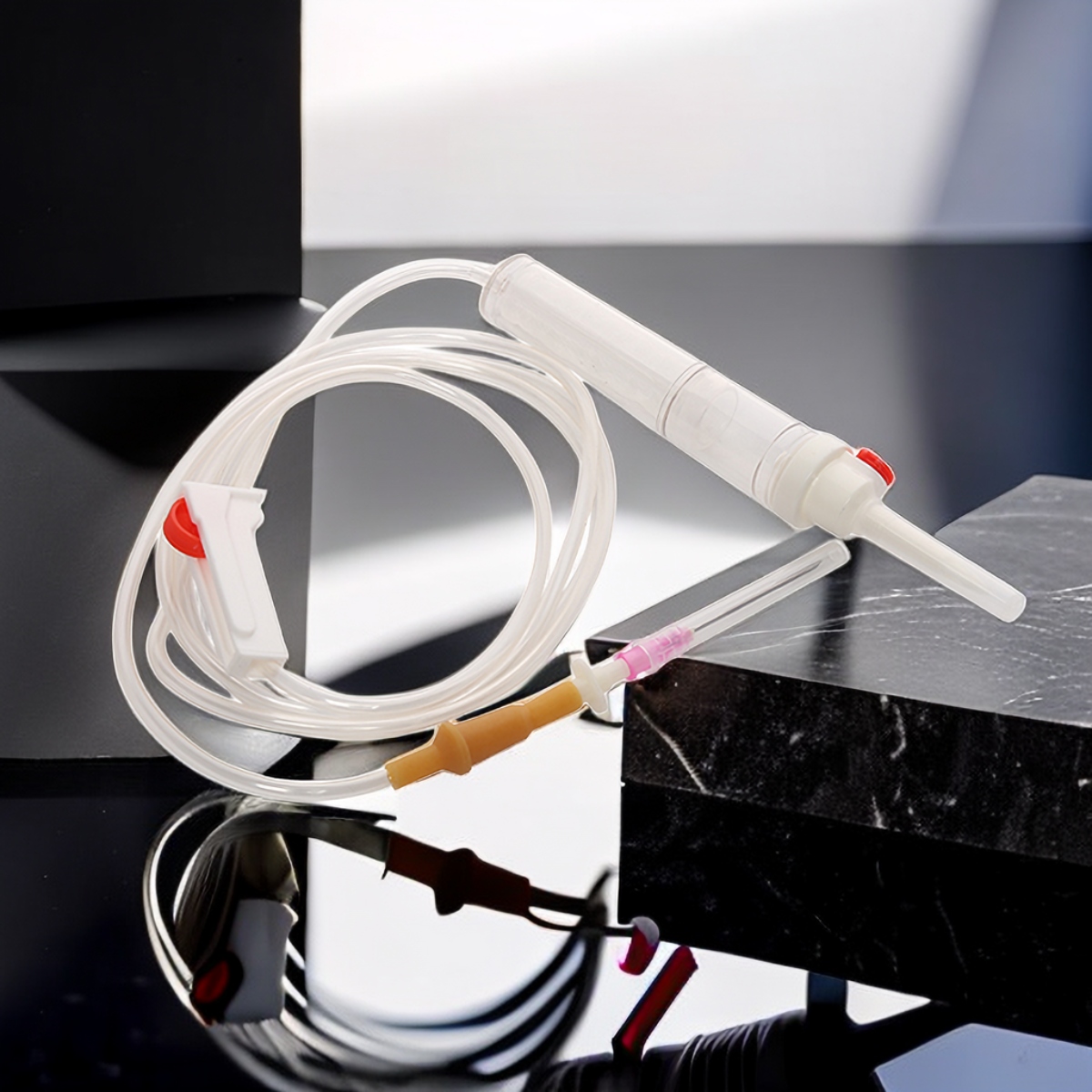 Reliable High Quality Disposable 180cm Blood Transfusion Set - Image 3