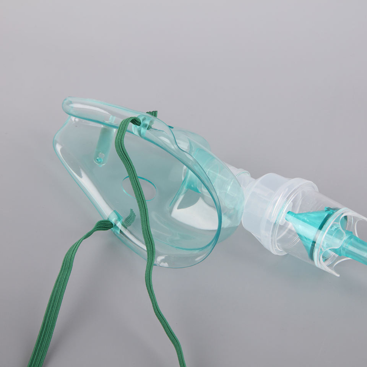 High Quality Disposable Transparent Portable Oxygen Mask - Image 3