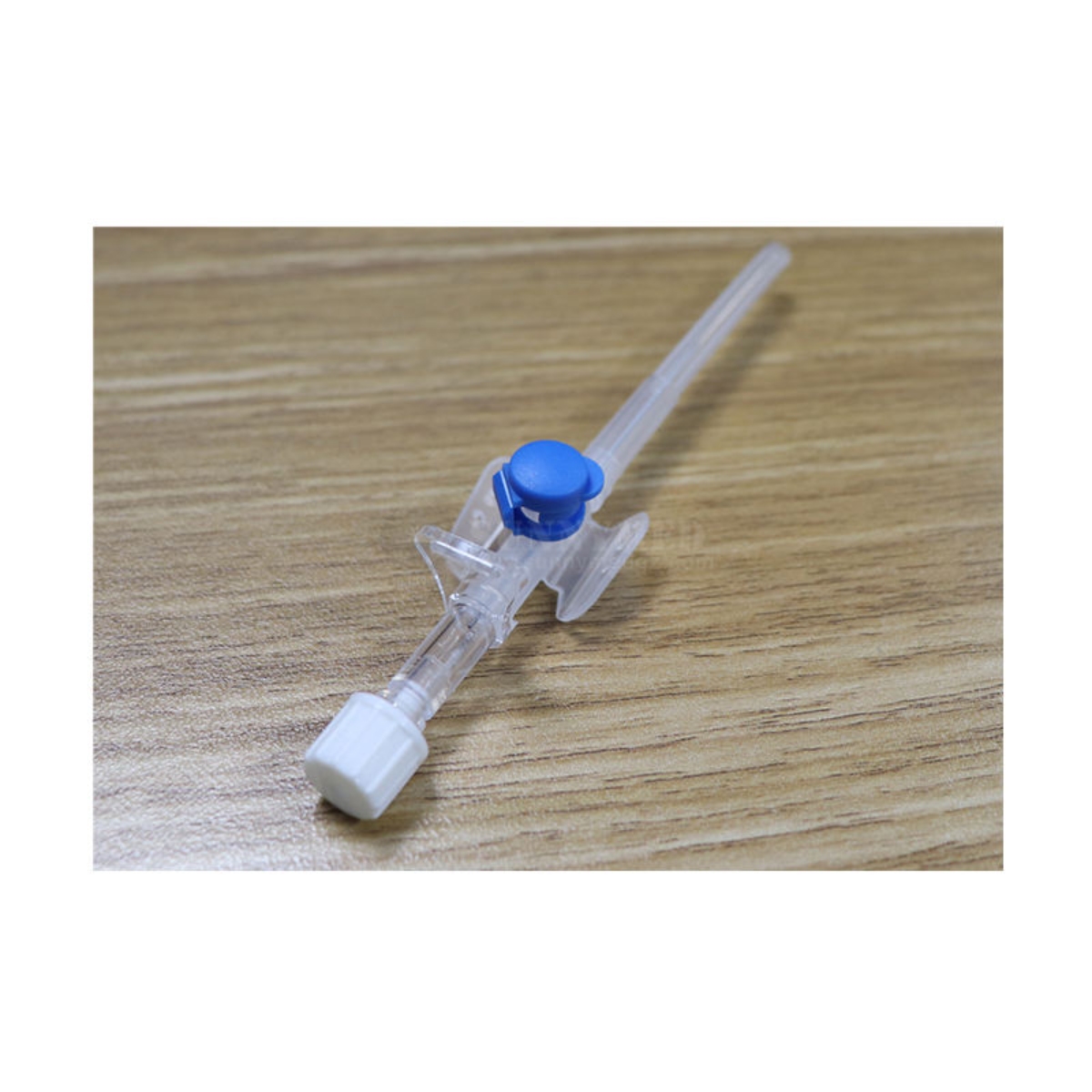 Best Selling Medical Safety IV Catheter with Injection Port - Image 2